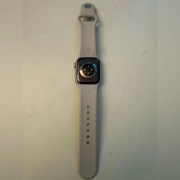 Apple Watch Series 7 41MM Smart Watch GPS/Cellular Aluminum Case Starlight - Picture 5 of 6